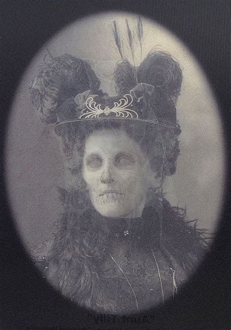 Creepy Portraits Creepy Vintage Vintage Halloween Fall Halloween