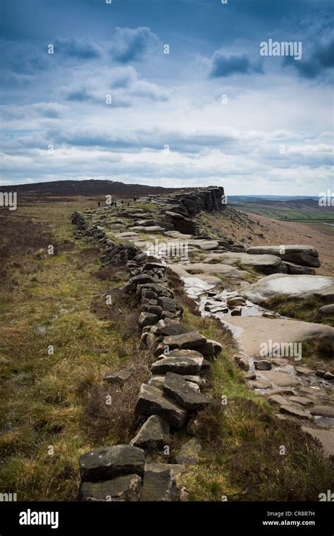 Stanage Edge In The Peak District The Longest Gritstone Edge In