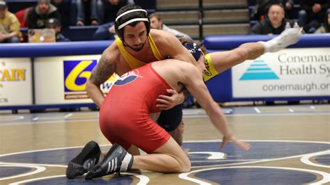 No 1 Wrestlers Open Rutgers Duals With 44 3 Win Over Centenary