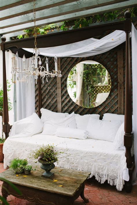 Daydreaming Outdoor Beds Centsational Style