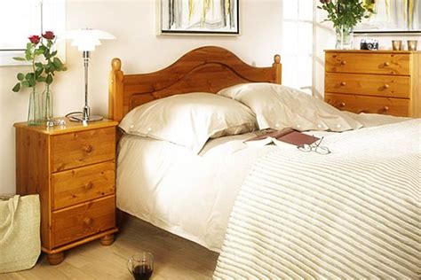 Knotty Pine Bedroom Furniture Stores The Characteristics Of Amazing