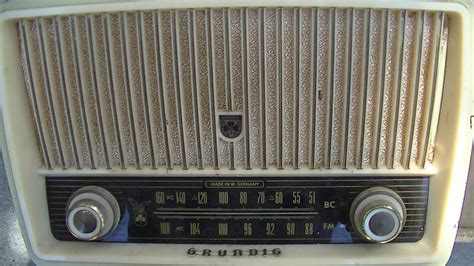 Grundig 85 Vintage German Tube Radio Am Fm Youtube