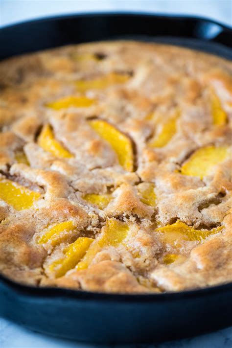 I can't believe i have never shared this homemade peach cobbler recipe on my site yet! Old-Fashioned Bisquick Peach Cobbler | Flour on My Fingers