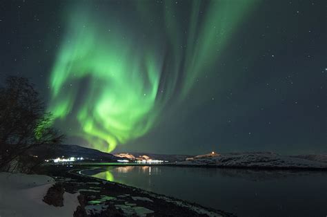 In skjolden muss man ausflüge der reederei buchen, sonst gibt es keine möglichkeit, etwas vor ort zu. Alta, Nordkapp, Northern Lights, Hammerfest, Norway ...