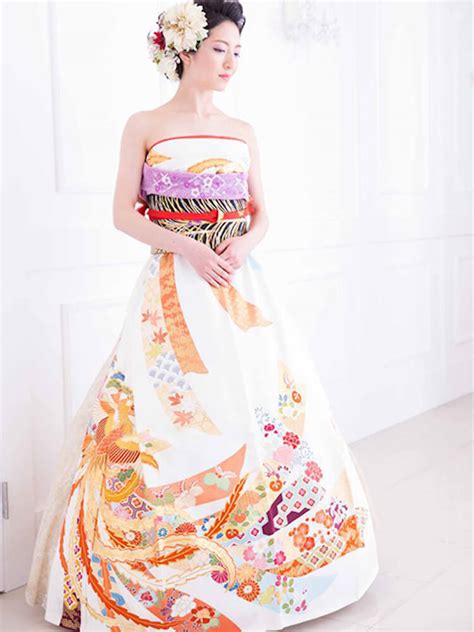 Brides In Japan Are Turning Their Traditional Kimono Into A Kimono Wedding Dress By Folding The