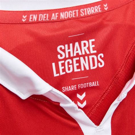 Heavyweights england and france were now out of the tournament, but next up for danes were holders netherlands, who were outstanding favourites to brush aside their opponents. New Denmark Hummel Special Euro 1992 Tribute Jersey 2017 ...
