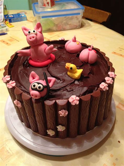 Pin By Kery B On Baking Farm Birthday Cakes Piggy Cake Novelty Cakes