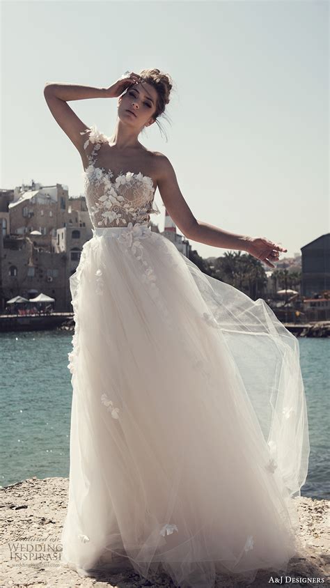 Find the perfect designer wedding dresses and bridal couture in malaga. A&J Designers 2017 Wedding Dresses | Wedding Inspirasi