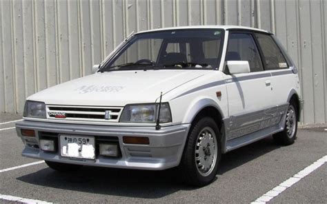 Web Car Story Daihatsu Charade DeTomaso