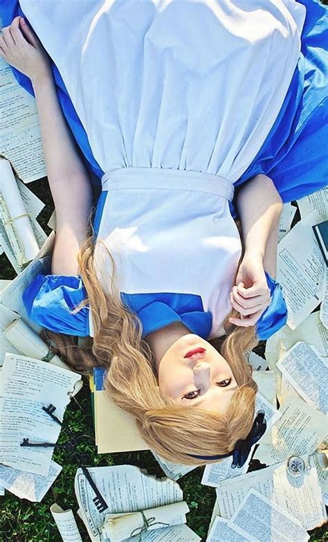 pin by r s on alice and red in 2019 alice in wonderland pictures alice cosplay alice in wonderland