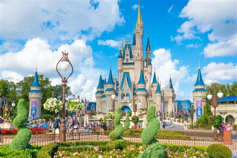 Review Walt Disney World Vip Tour At Magic Kingdom La