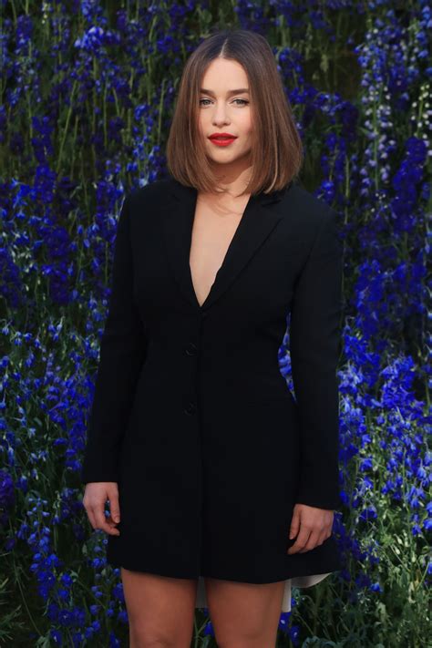 Esquire S Sexiest Woman Alive Is The Sultry Emilia Clarke Kvii