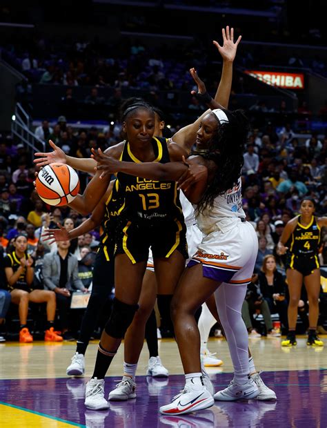 Sparks Spoil Brittney Griners Wnba Return With Blowout Win