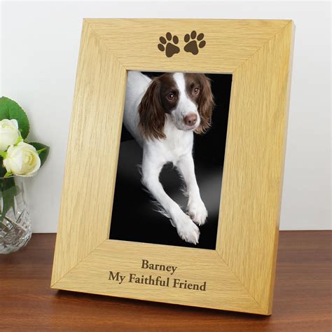 Personalised Oak Finish 6x4 Paw Prints Photo Frame In 2020 Pet Frame