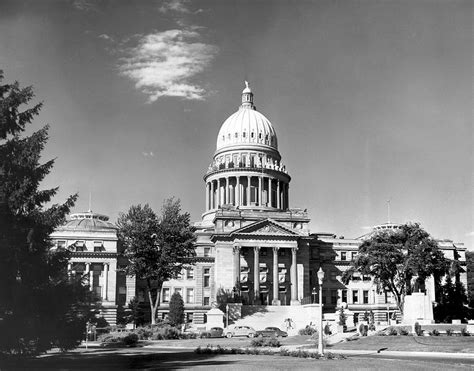 Idaho State Capitol Building Photograph By Underwood Archives