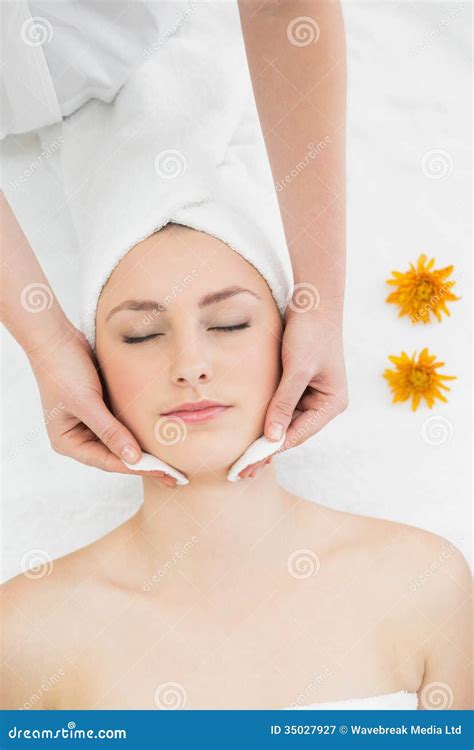 Hands Massaging A Beautiful Woman S Face Stock Image Image Of Massaging Ethnicity 35027927
