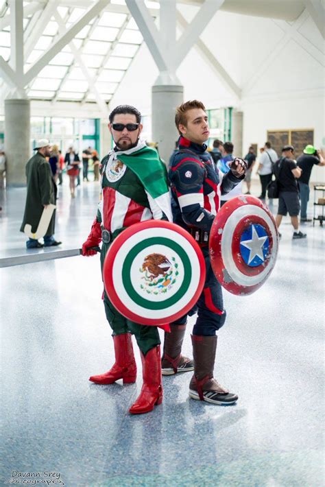 Bi National Cosplay Captain Mexico And Captain America At Wondercon2016