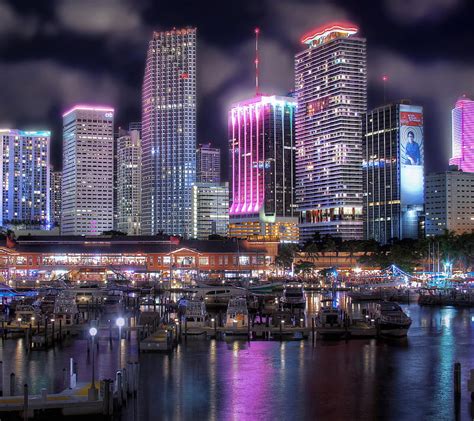 Skyline Building City Florida Miami Towers Hd Wallpaper Peakpx