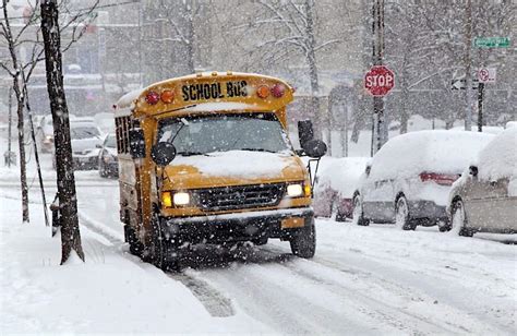 Idaho Snowstorm Nears Record Clogs Roads And Closes Area Schools
