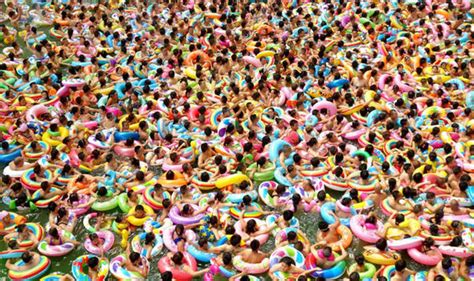 Dead Sea Swimming Pool In China Packed With Overheating Families World News Uk