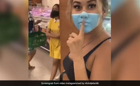Insta Influencer Se Estrelló Por Pintar Una Máscara En La Cara Para Ingresar A La Tienda De Bali