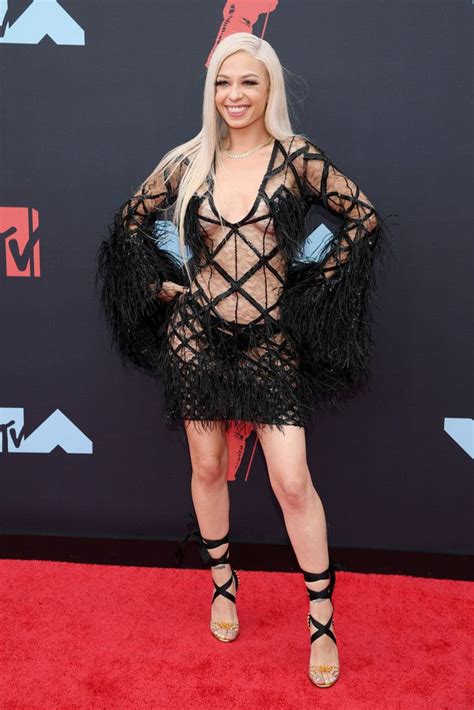 Every Must See Look From The MTV VMAs Fashion Vmas Vmas Red Carpet