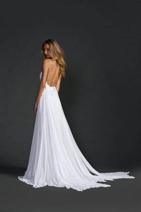 You are reading 21 most romantic beach wedding destinations back to top. 60 Swoon Worthy Beach Wedding Dresses (New!) | Deer Pearl ...