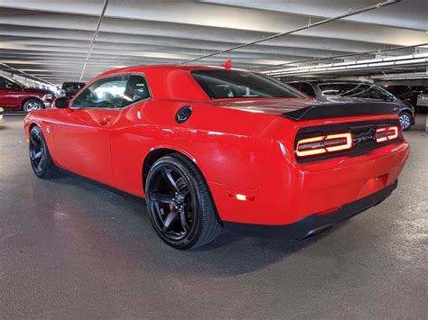 Pre Owned 2019 Dodge Challenger Srt Hellcat 2d Coupe In Tampa H752478