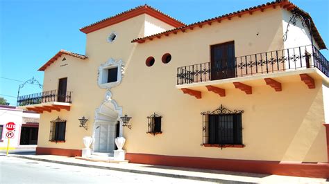 Llevar a cabo el mayor atraco de la historia. Casa de la Cultura Sabinas Hidalgo - Turismo : Turismo