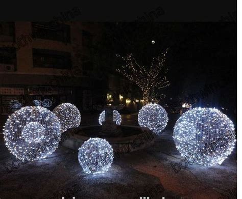 54 Best Diy Christmas Light Balls For Outdoor Decoration Outdoor
