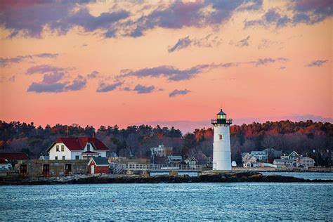 Portsmouth Harbor Lighthouse Photograph By Robert Clifford