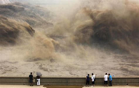 Why are there so many more floods now? Striking Images Show Disastrous Flood In China 2020; Is ...