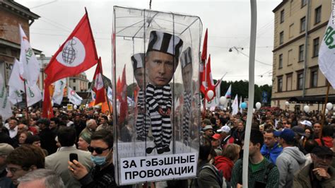 Russia Protesters Demand Putins Resignation