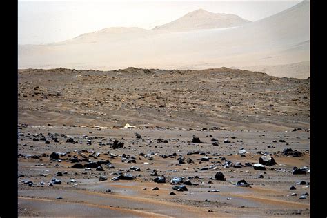 Nasas Mars Perseverance Rover Moves To Jezero Crater Delta