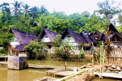 Rumah Adat Di Jawa Barat Dan Keunikannya Tahukah Anda Wisatahits