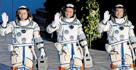 China Launches 3 Astronauts At Tianhe Space Station China Archyde