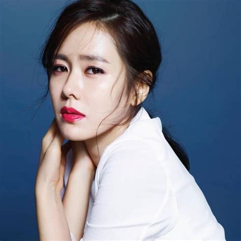 Metro Most Beautiful Korean Actresses Son Ye Jin And Her Beauty Secrets Metro Style