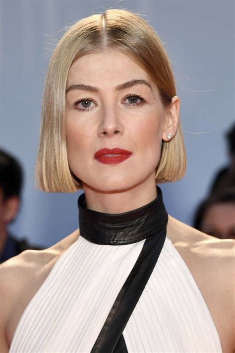 Rosamund Pike Source On Twitter Rosamund Pike Attends The