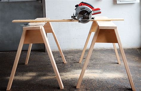 build sawhorses simple diy woodworking project