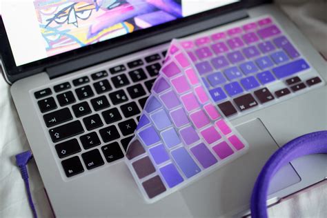 Das kann verschiedene ursachen und ebenso tastatur spinnt: Dress up your Tech: Von bunten Tastaturen und externen Akkus | kathastrophal | Bloglovin'