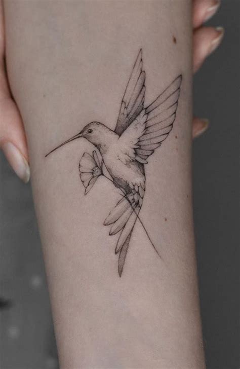Hummingbird Tattoos Meanings Tattoo Designs And Ideas Tiny Tattoos