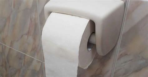 The Correct Way To Hang Toilet Paper How Bathroom