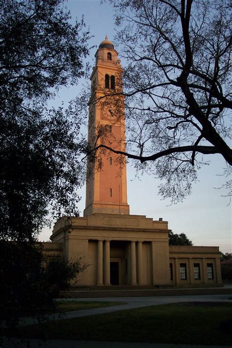Lsu Memorial Tower And Oaks My Favorite Building On Campus Flickr