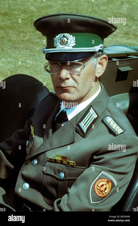 german officer uniform stockfotos und bilder kaufen alamy