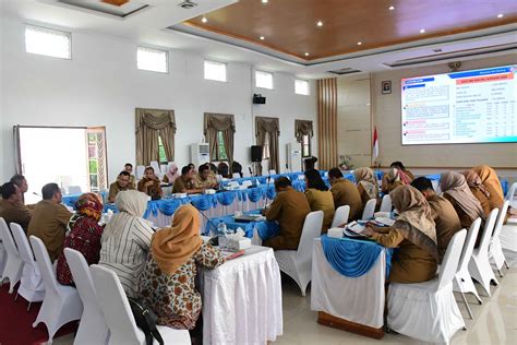 Rapat Persiapan Presentasi dan Wawancara Kompetisi Inovasi Pelayanan