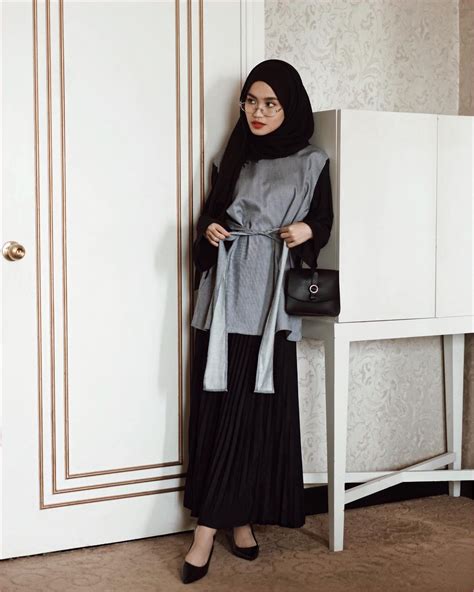 Cara edit foto ala selebgram nabilazirus before after. 35+ Trend Outfit Rok Untuk Hijabers Ala Selebgram 2019 - Model Baju Muslim Terbaru 2019