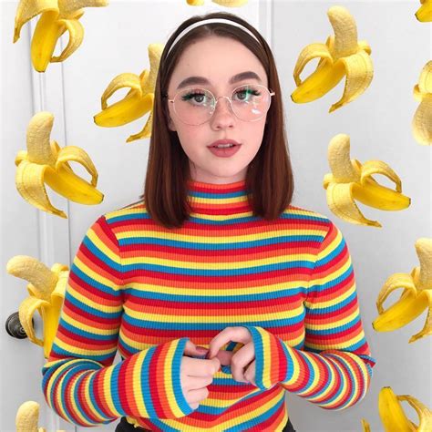 Aesthetic Cute Rainbow Sweater Cosmique Studio