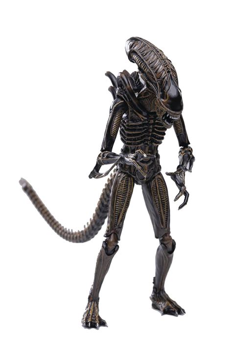 In my opinion, 'alien' is the only perfect movie in the history of cinema. New Aliens and Alien vs Predator Figures Revealed by Hiya ...