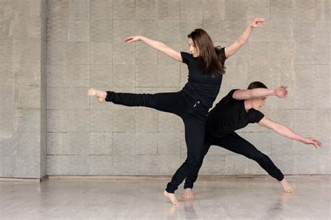 Connect Your Body And Soul In Contemporary Dance Fit People