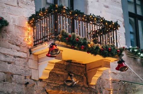 The Best Christmas Balcony Decorating Ideas For Your Budget Mamas Wallet